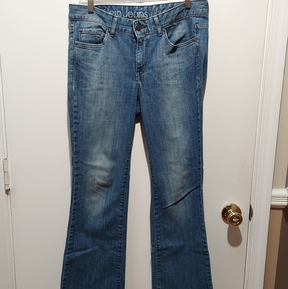 Calvin Klein Ultimate Bootcut Jeans. 29/8